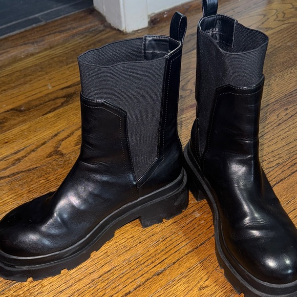 Dolce Vita Black Leather chunky Boots size 6.5 🖤 - Picture 5 of 7